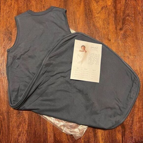 NEW Goumi Kids Slumber Sleepbag Midnight SZ 0-6 mo Small Bamboo Baby Sleep Sack - Picture 2 of 3